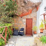 Polinarias Casa Cueva En Fasnia Hébergement de vacances *