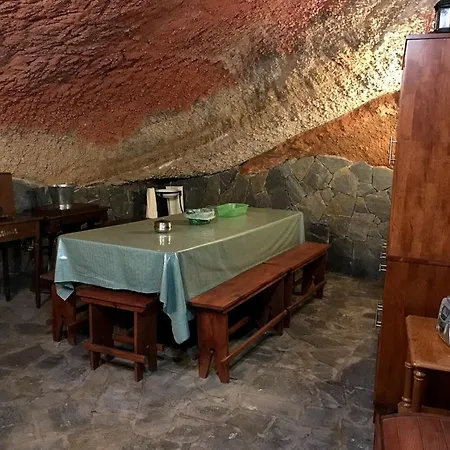 Сasa de vacaciones Polinarias Casa Cueva En Fasnia *