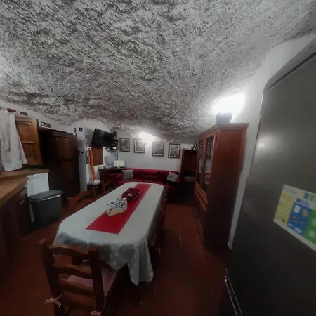 Polinarias Casa Cueva En Fasnia Holiday home *