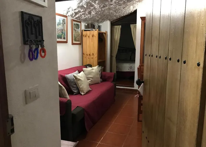 Polinarias Casa Cueva En Fasnia * Санта-Крус-де-Тенерифе