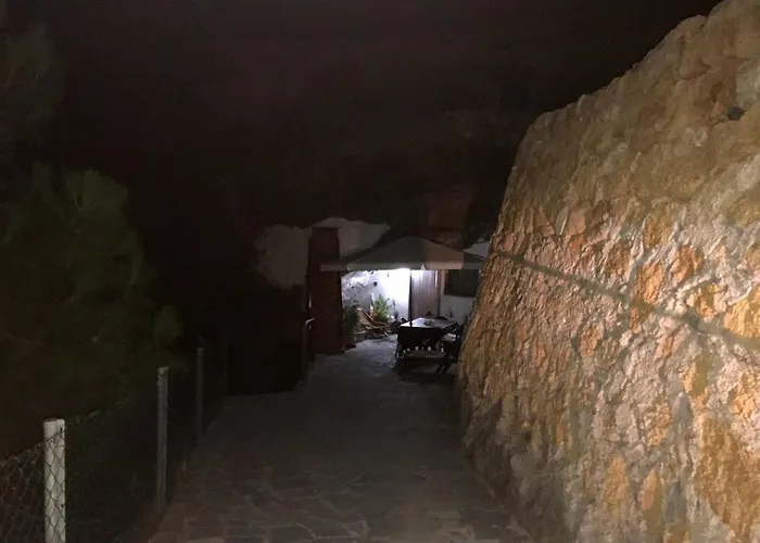 Polinarias Casa Cueva En Fasnia * サンタクルスデテネリフェ