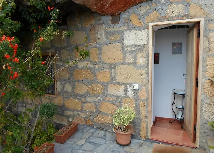 Polinarias Casa Cueva En Fasnia * סנטה קרוז דה טנריף